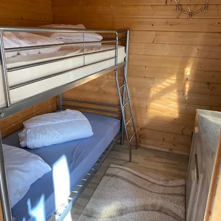 Poppes Ranch Bauerhof & Campingplaetze Holiday home *